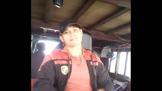 Дђбє№p trai sб»Ґc cбє·c to d&agrave;i tr&ecirc;n t&agrave;u biб»ѓn