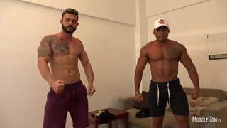 Two hunks muscle worship